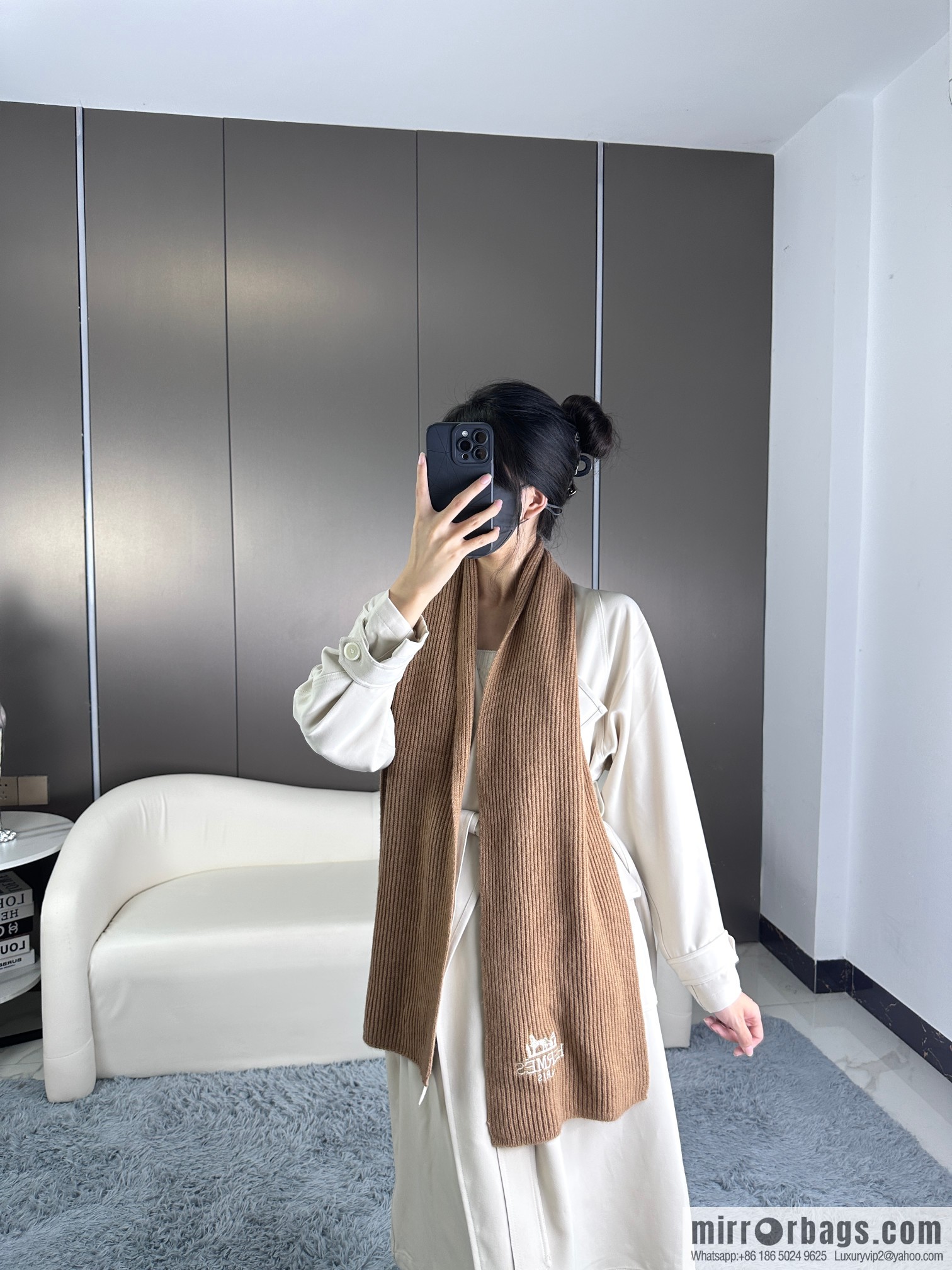 Hermès 2023 official website latest men's and women's knitted scarves