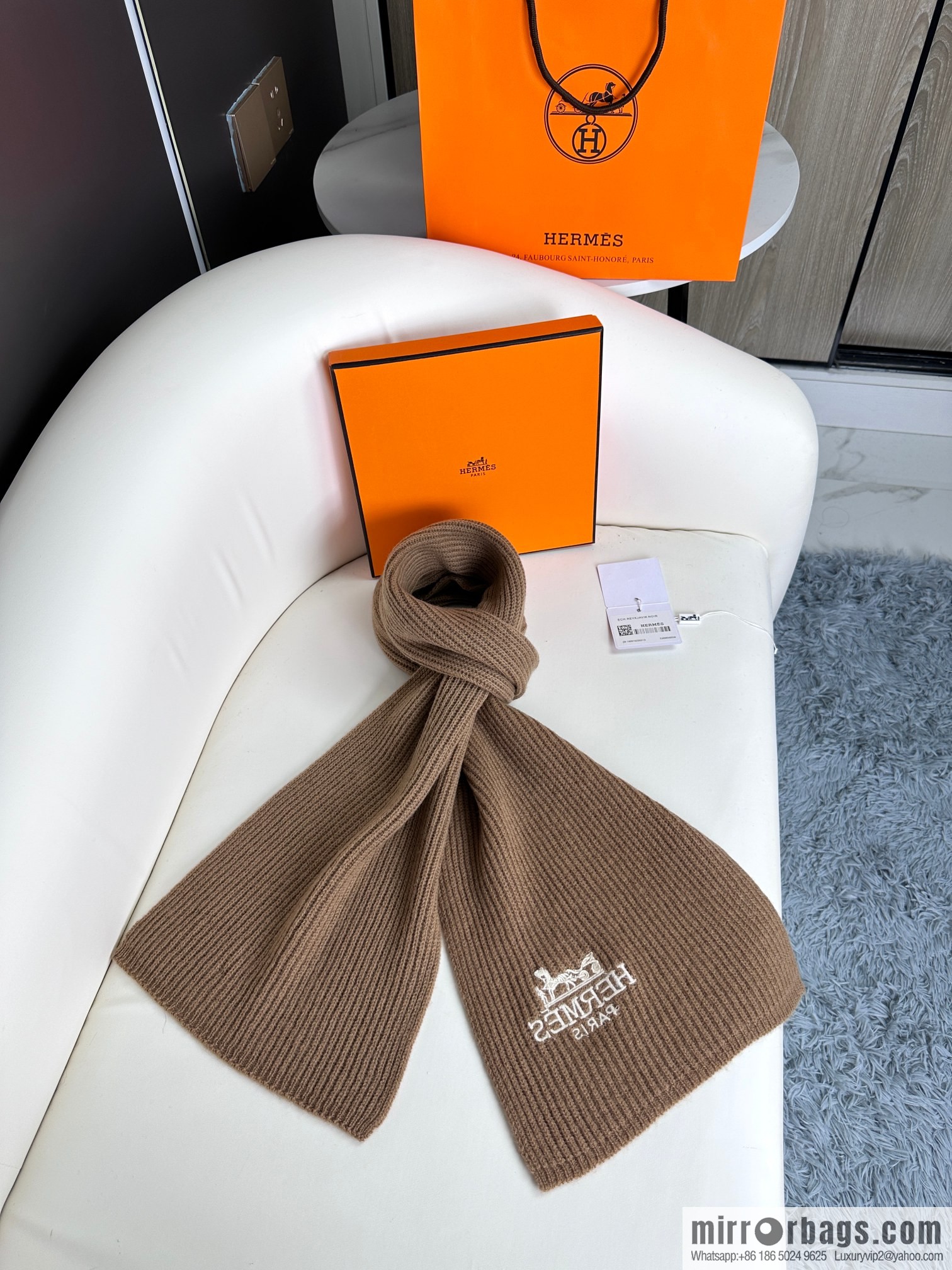 Hermès 2023 official website latest men's and women's knitted scarves