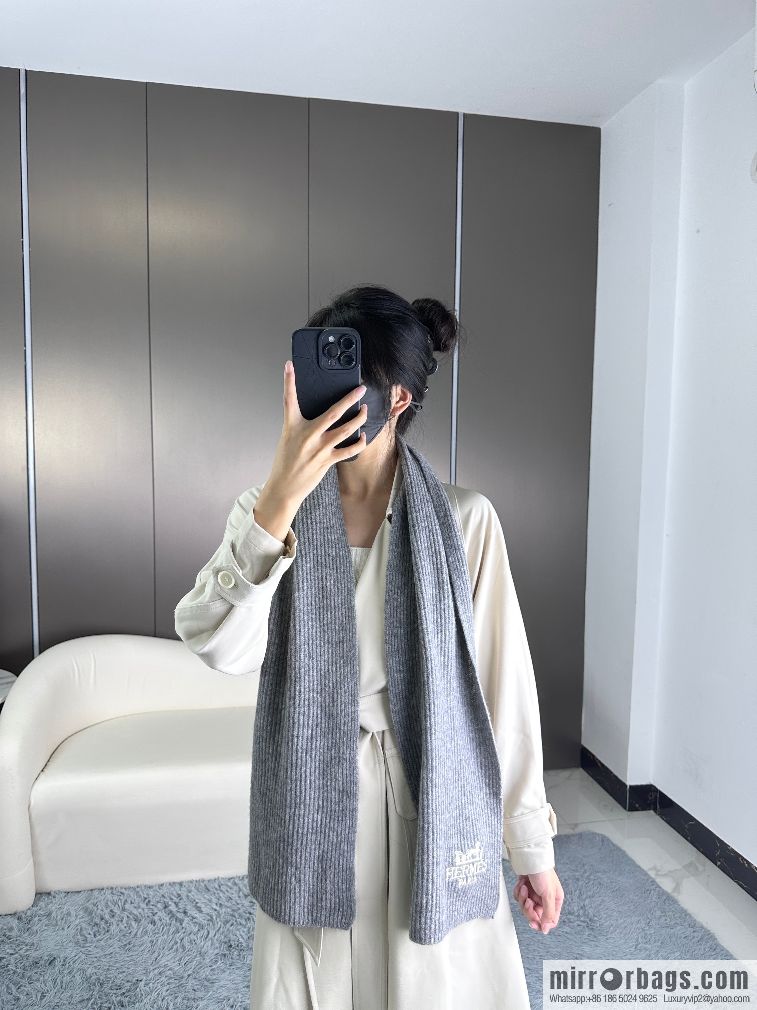 Hermès 2023 official website latest men's and women's knitted scarves