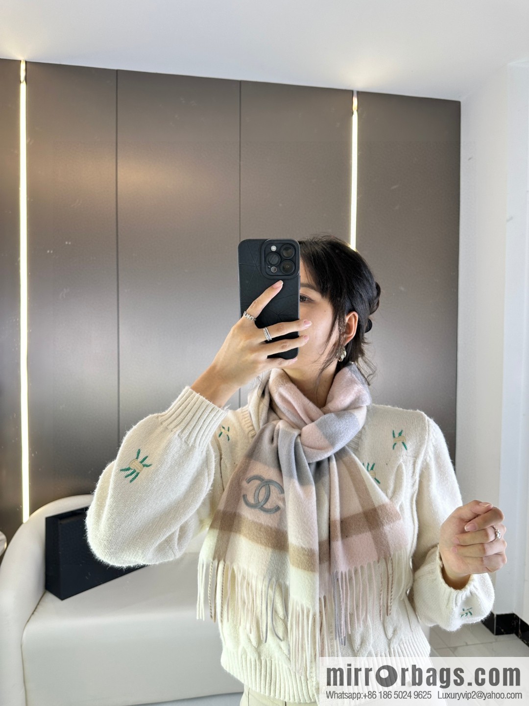 CHANEL cashmere water ripple small scarf