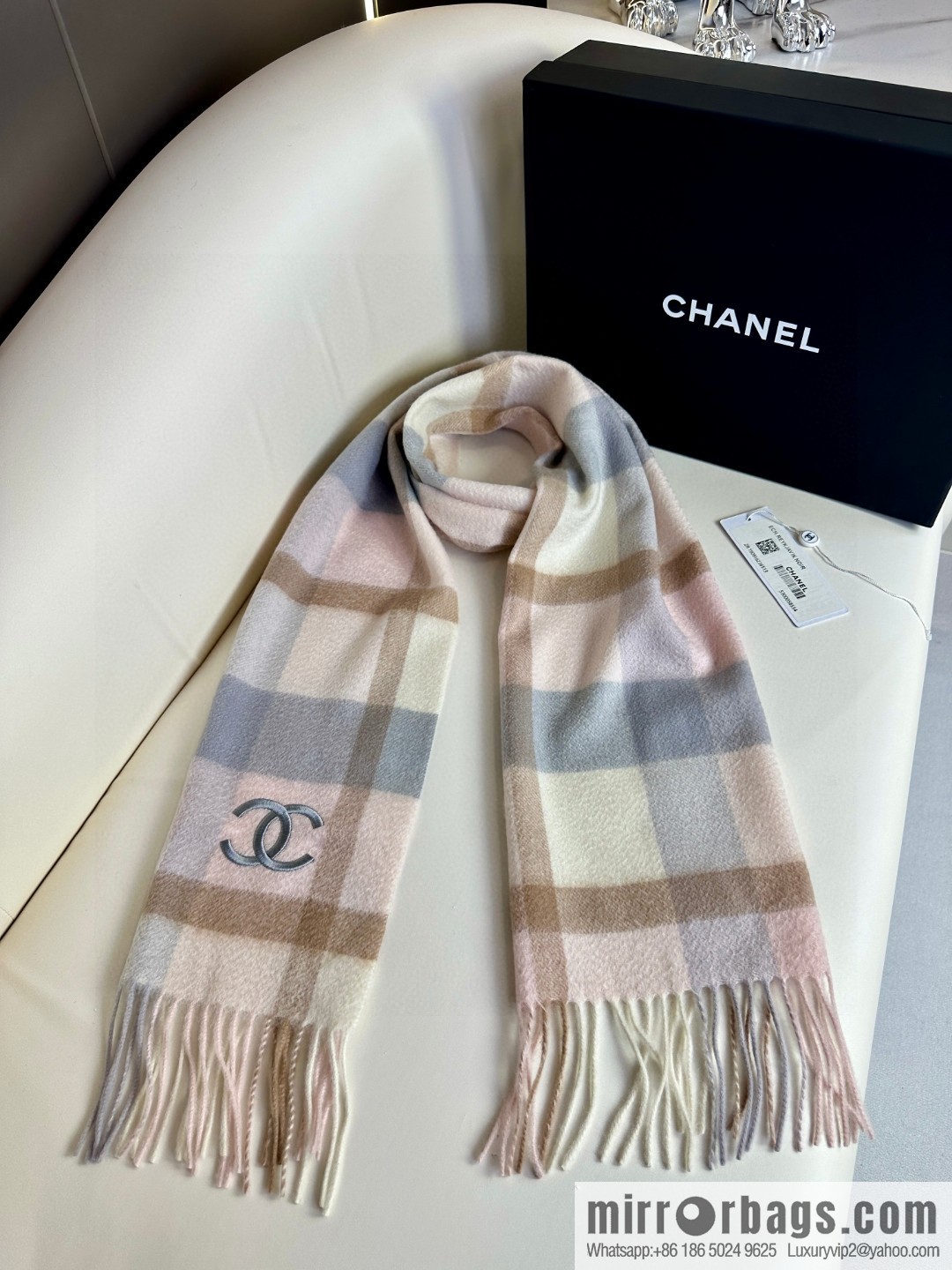 CHANEL cashmere water ripple small scarf