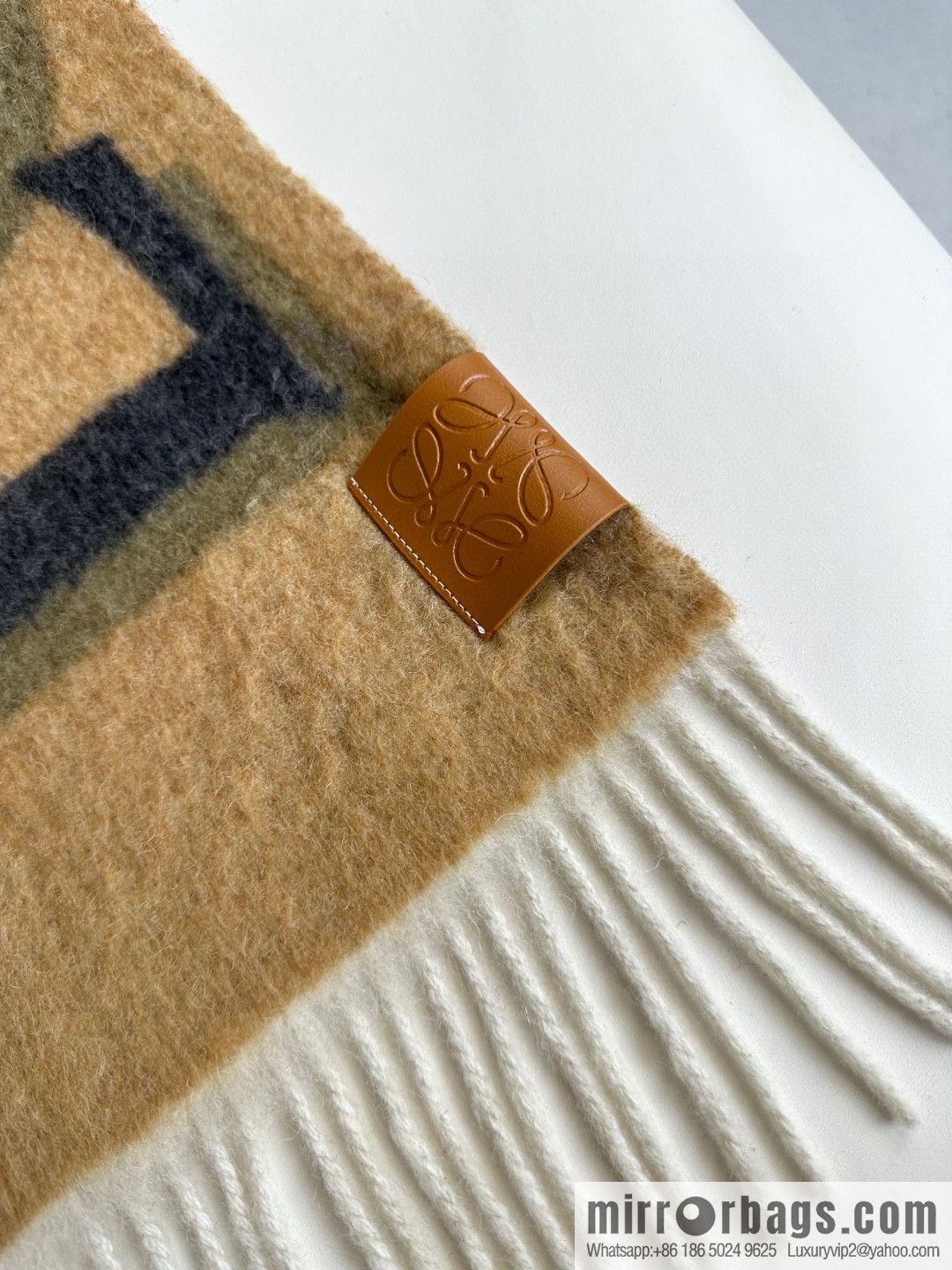 LOEWE new product gradual change wool mohair scarf