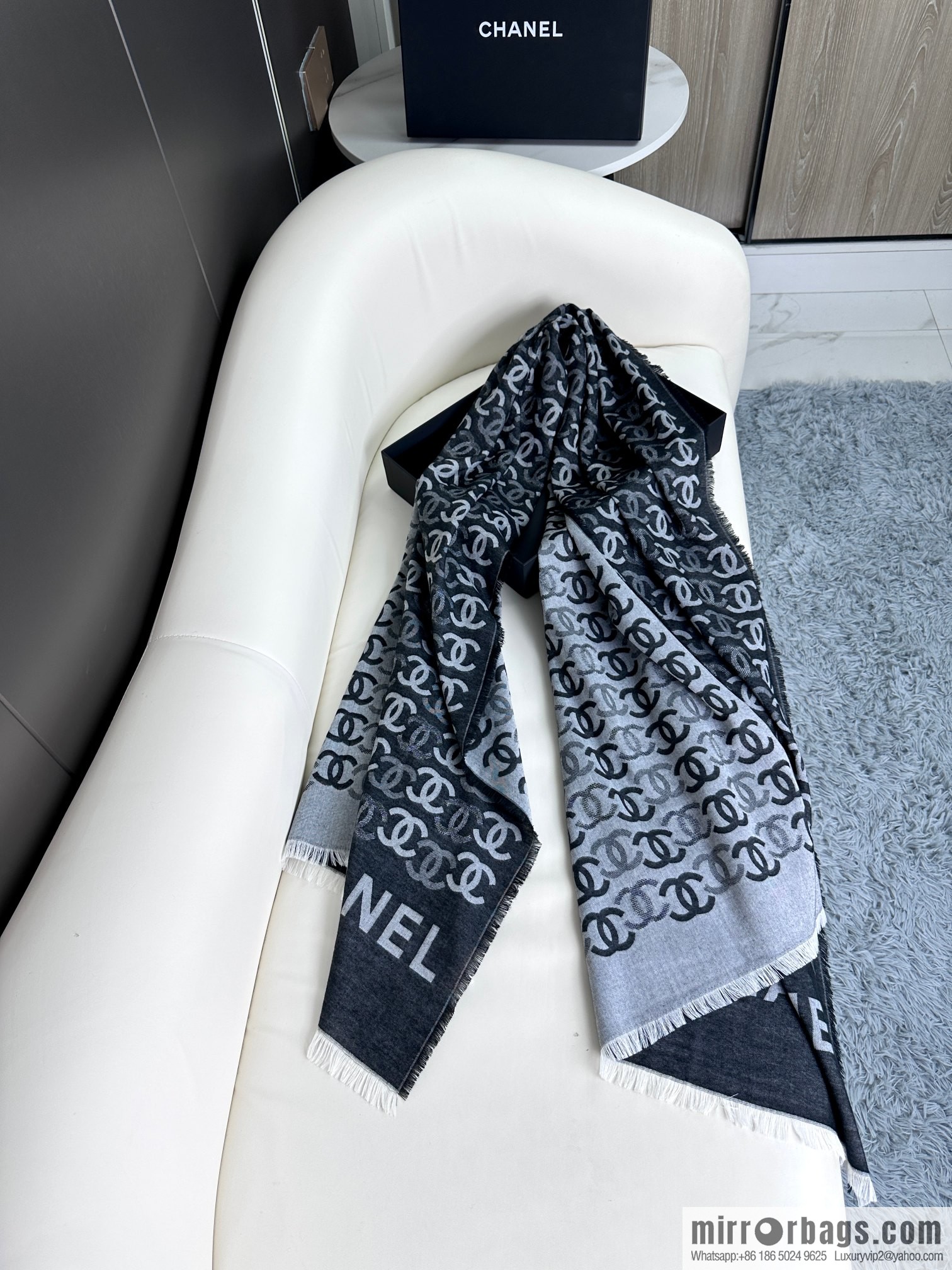 CHANEL double C letter logo shawl