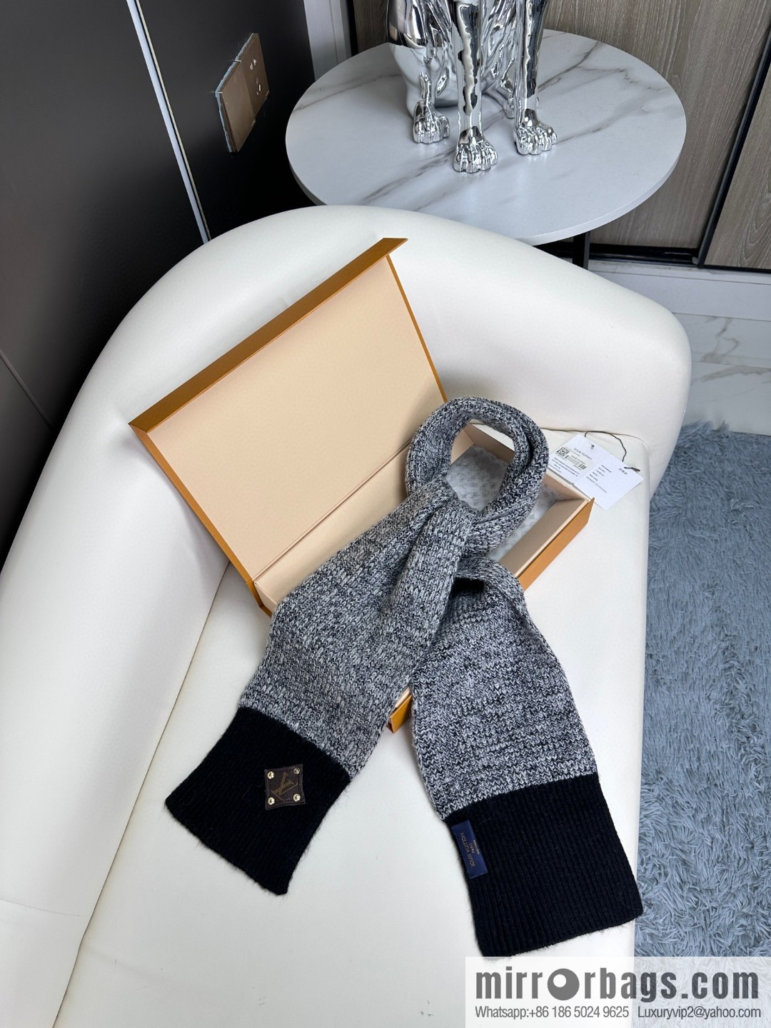 LV color scheme knitted cashmere scarf