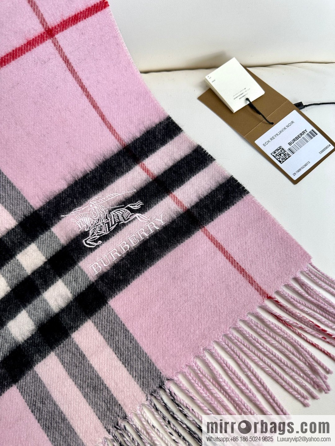 Burberry 2023 Burberry, the new double-sided warhorse men's and women's cashmere scarf