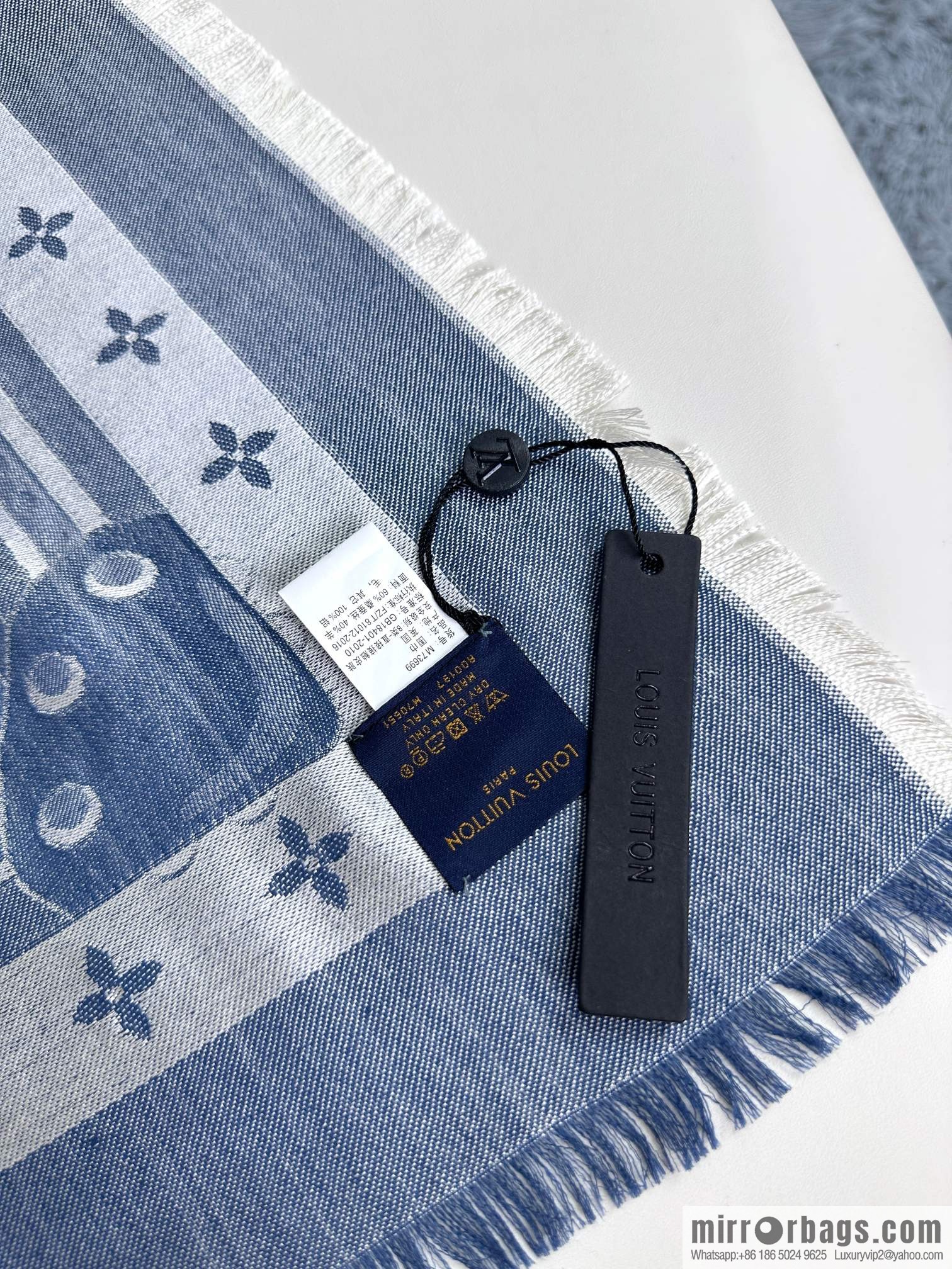 LV STUDDY DENIM MONOGRAM Shawl