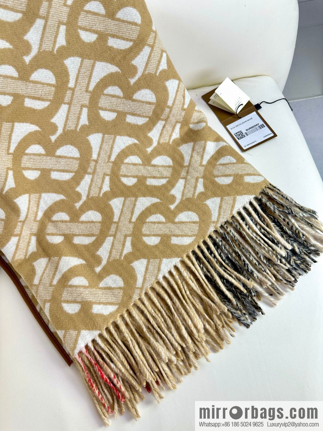 Burberry's latest double-sided jacquard cape large shawl