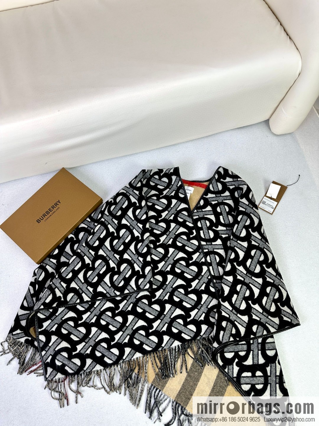 Burberry's latest double-sided jacquard cape large shawl