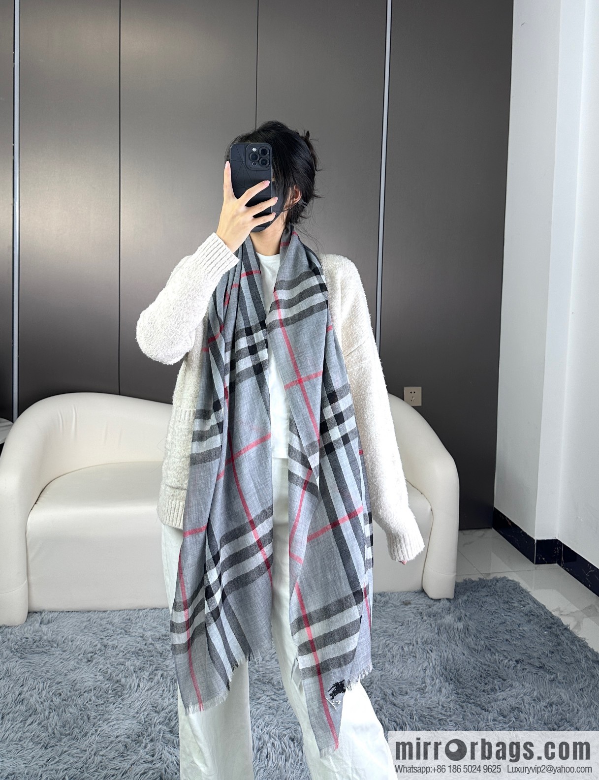 Burberry, classic cashmere towel