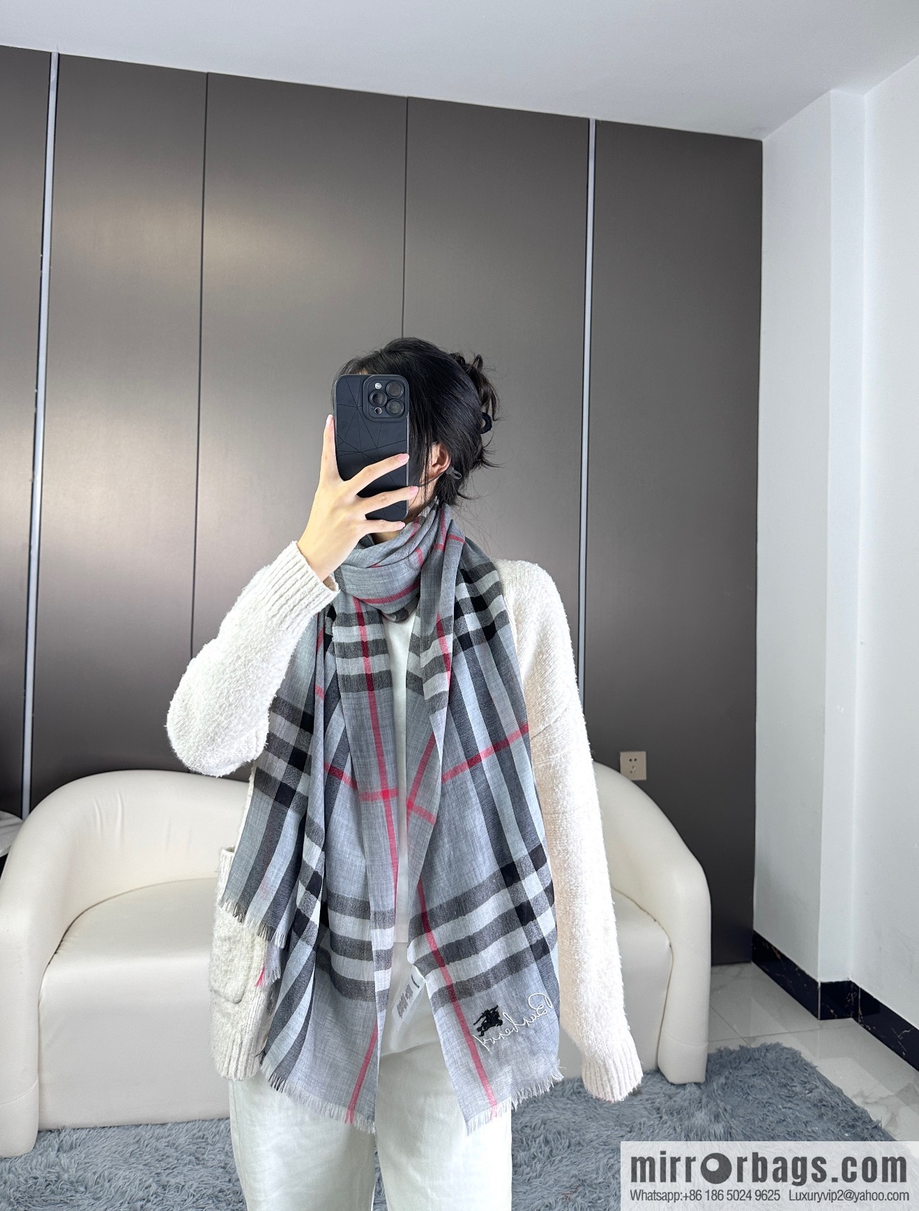 Burberry, classic cashmere towel