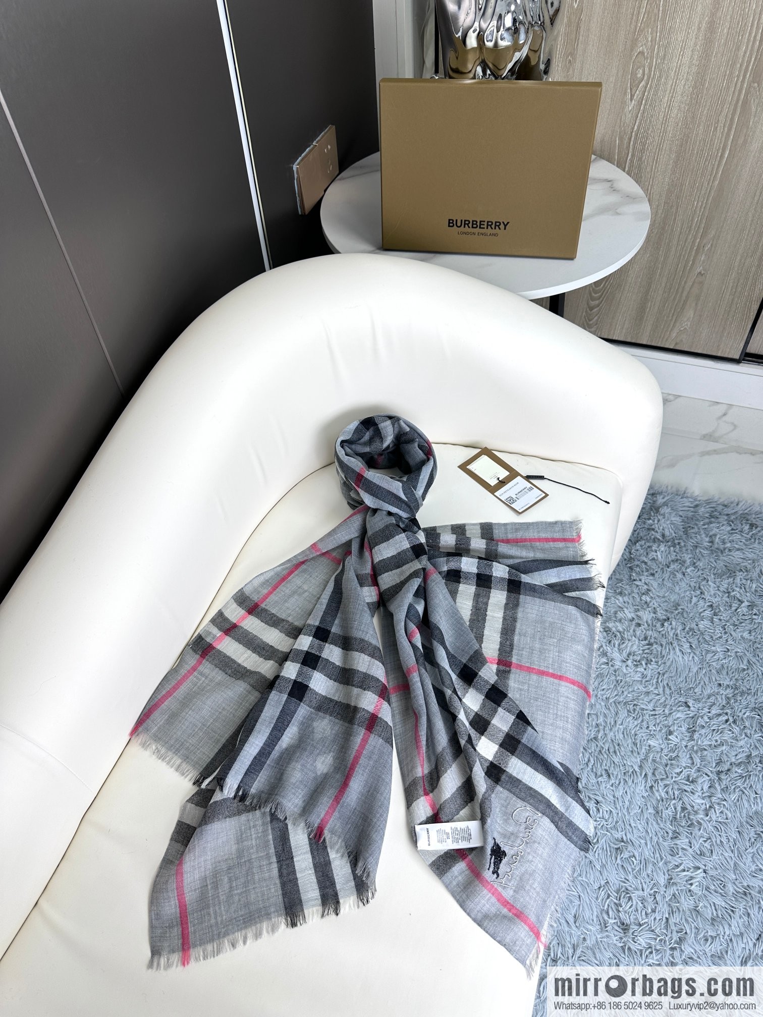 Burberry, classic cashmere towel