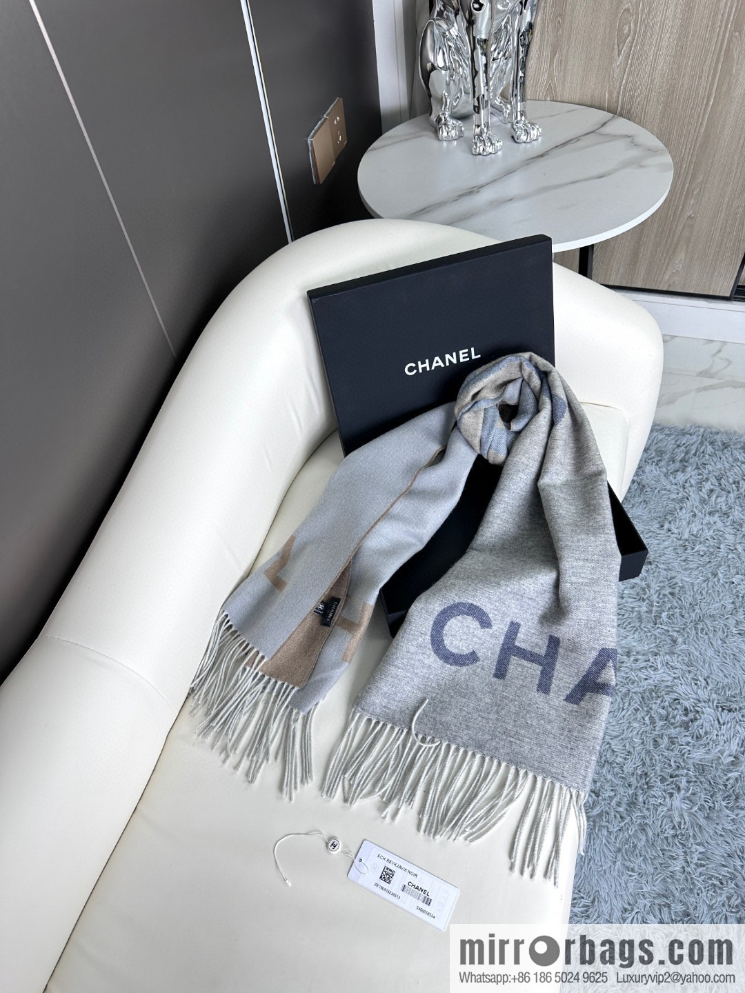 CHANEL cashmere double-sided purple natural color with dark gray over gradual change large shawl