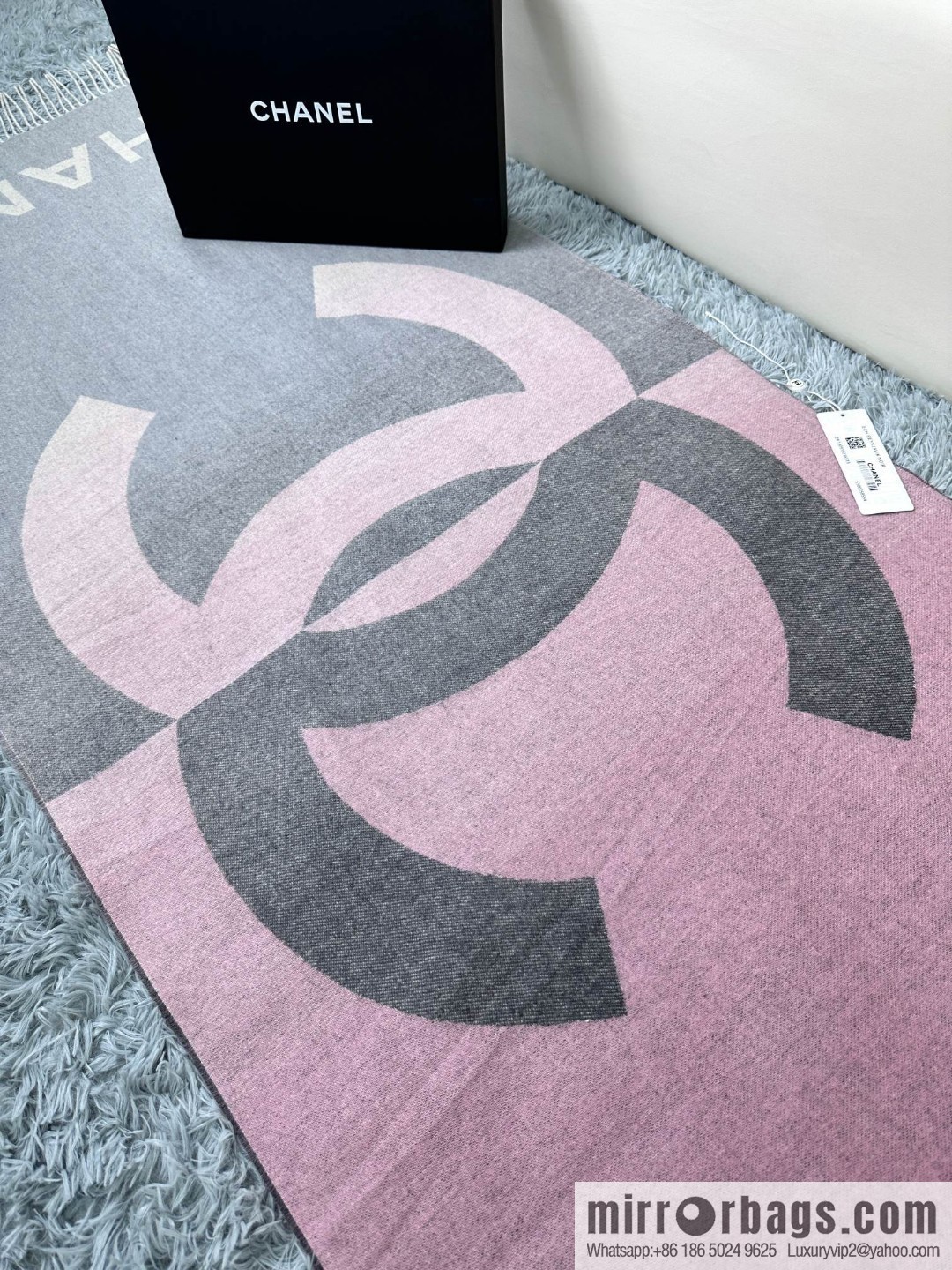 CHANEL cashmere double-sided purple natural color with dark gray over gradual change large shawl