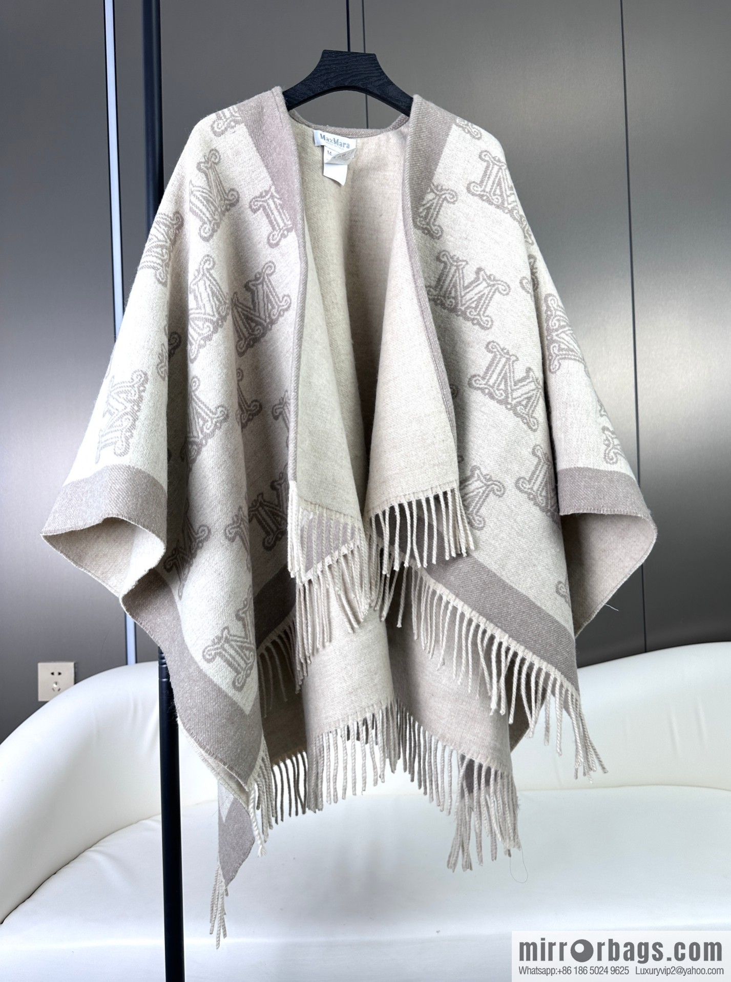Max Mara Classic Presbyopia Shawl