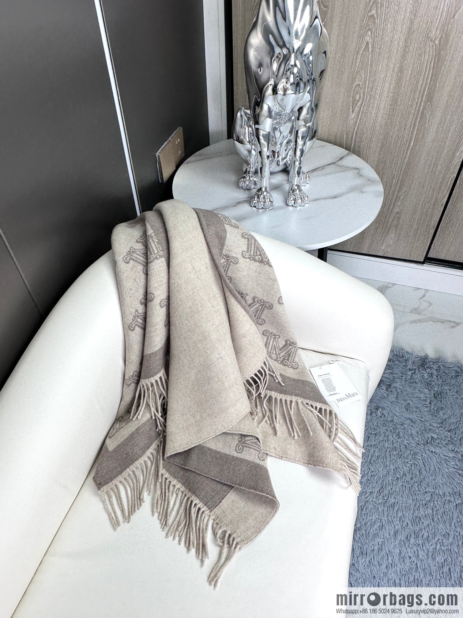 Max Mara Classic Presbyopia Shawl