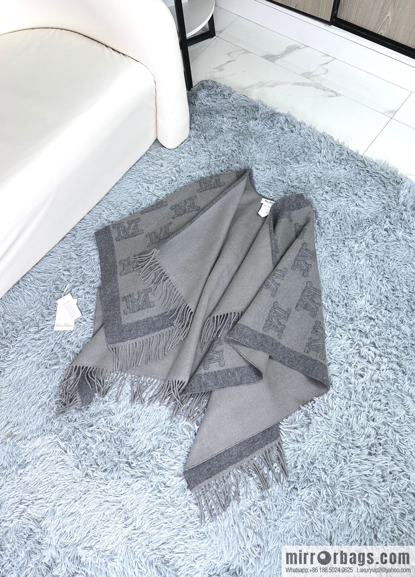 Max Mara Classic Presbyopia Shawl
