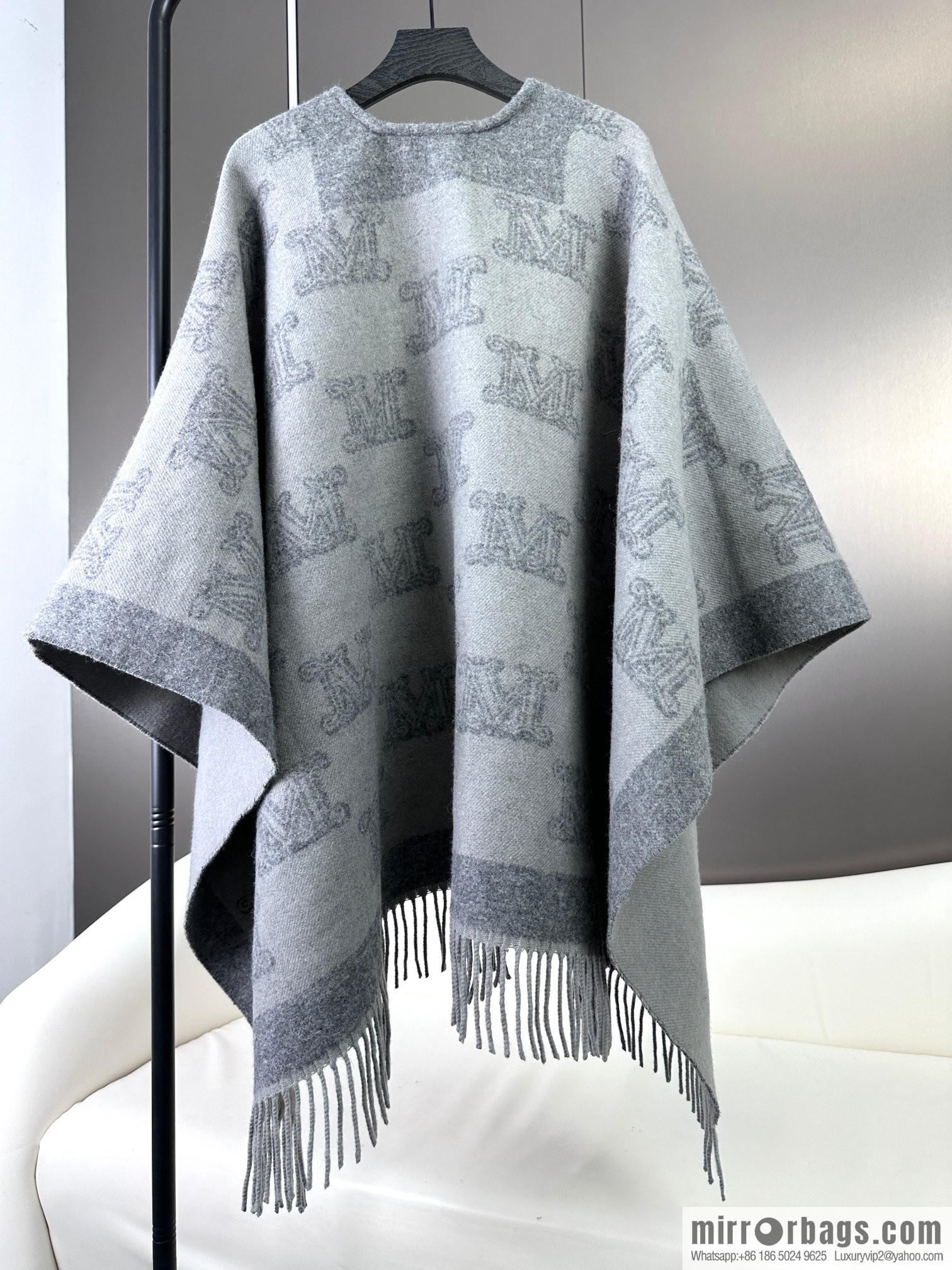 Max Mara Classic Presbyopia Shawl