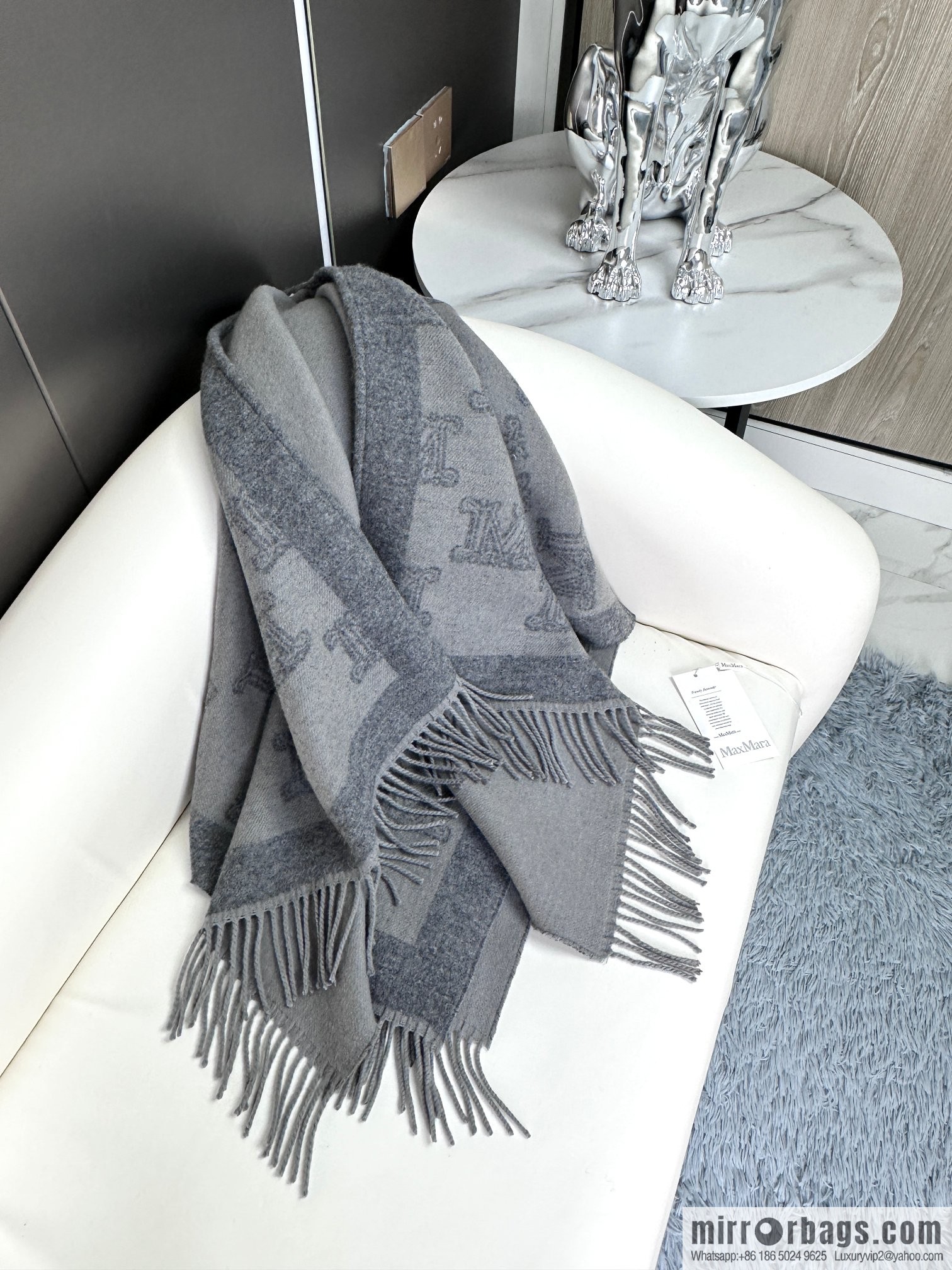 Max Mara Classic Presbyopia Shawl