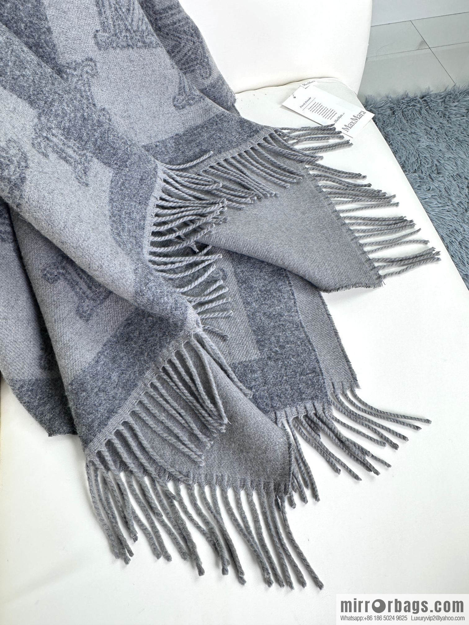 Max Mara Classic Presbyopia Shawl