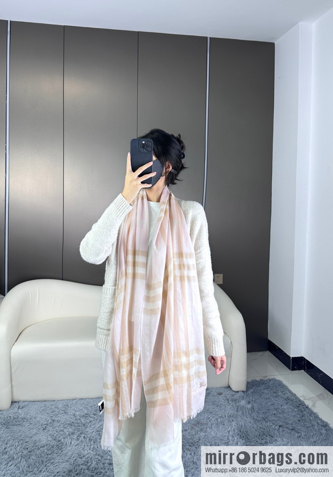 Burberry, classic cashmere towel