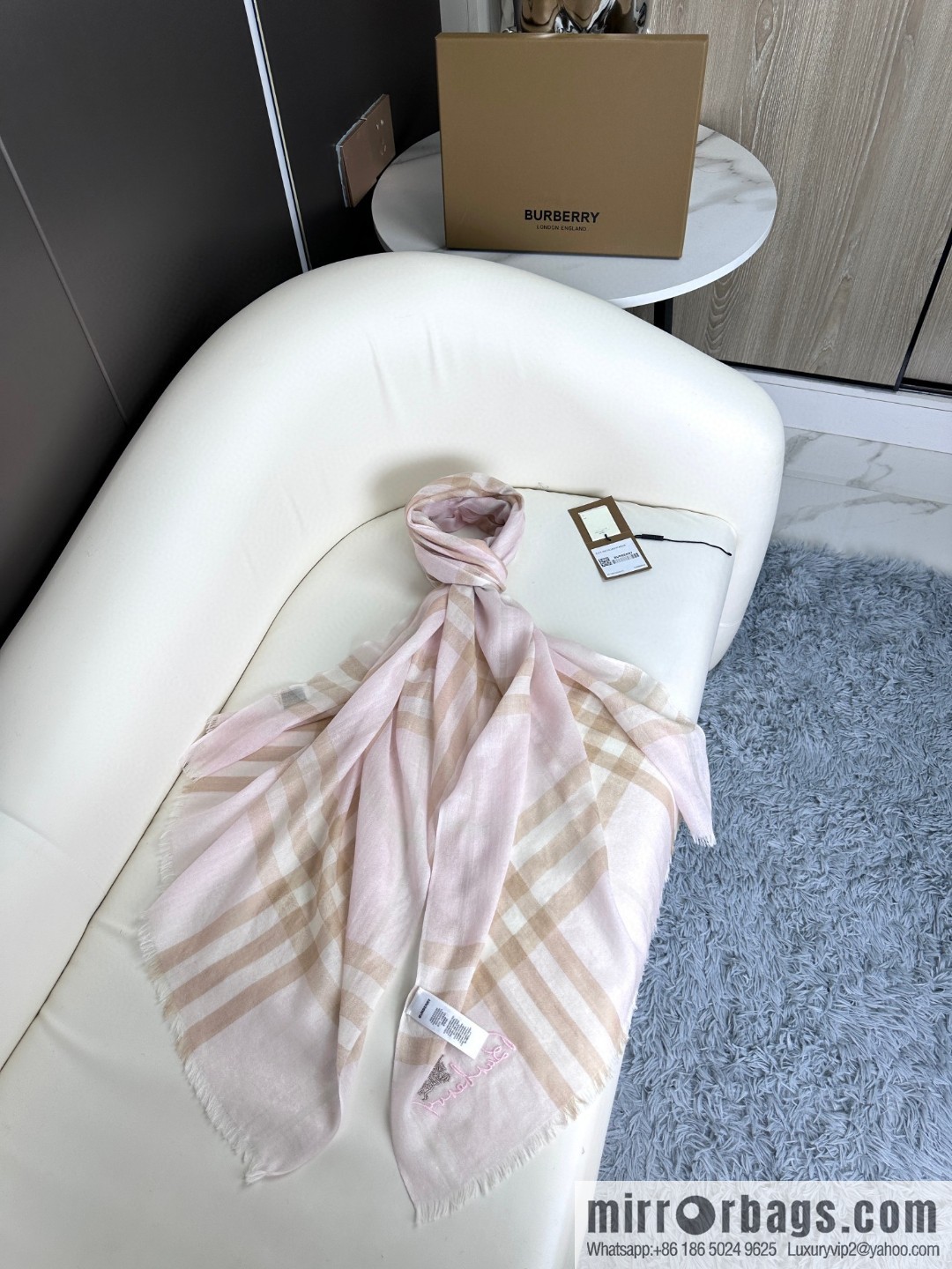 Burberry, classic cashmere towel