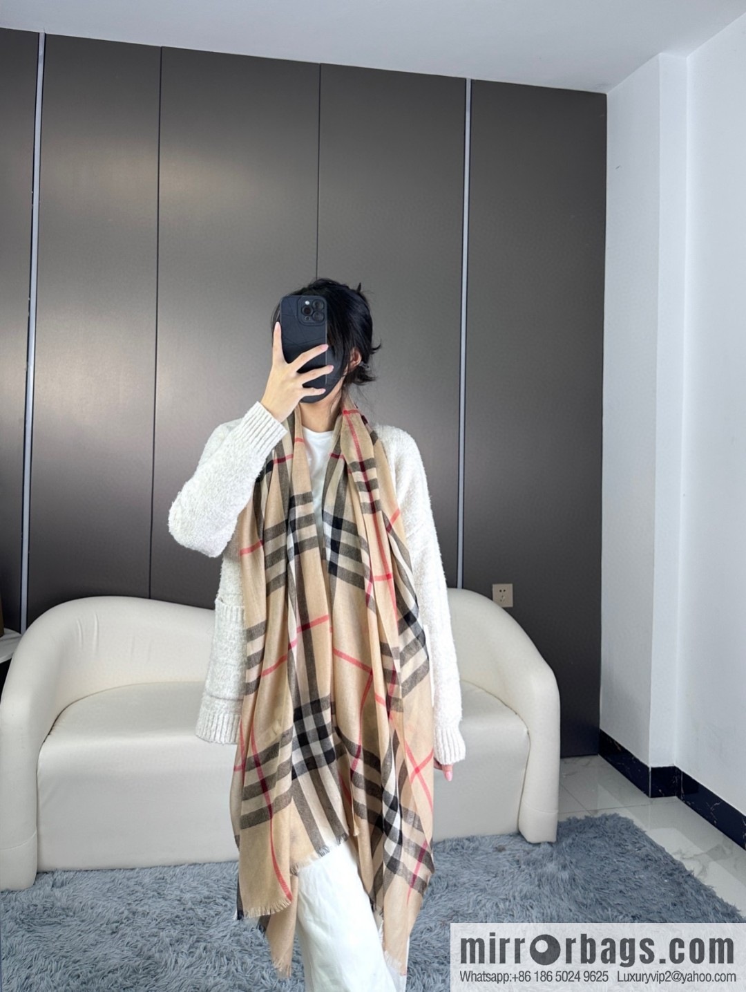 Burberry, classic cashmere towel