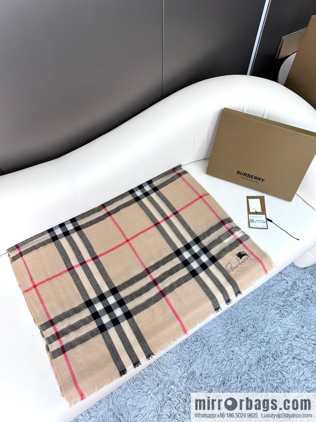 Burberry, classic cashmere towel
