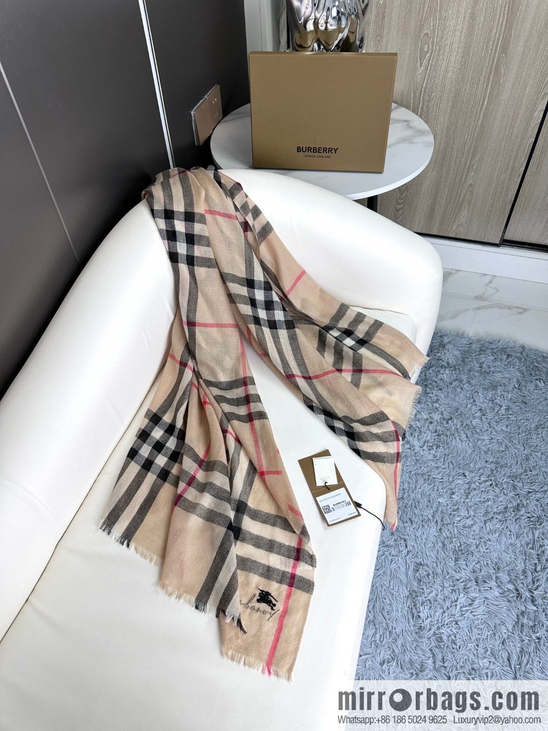 Burberry, classic cashmere towel