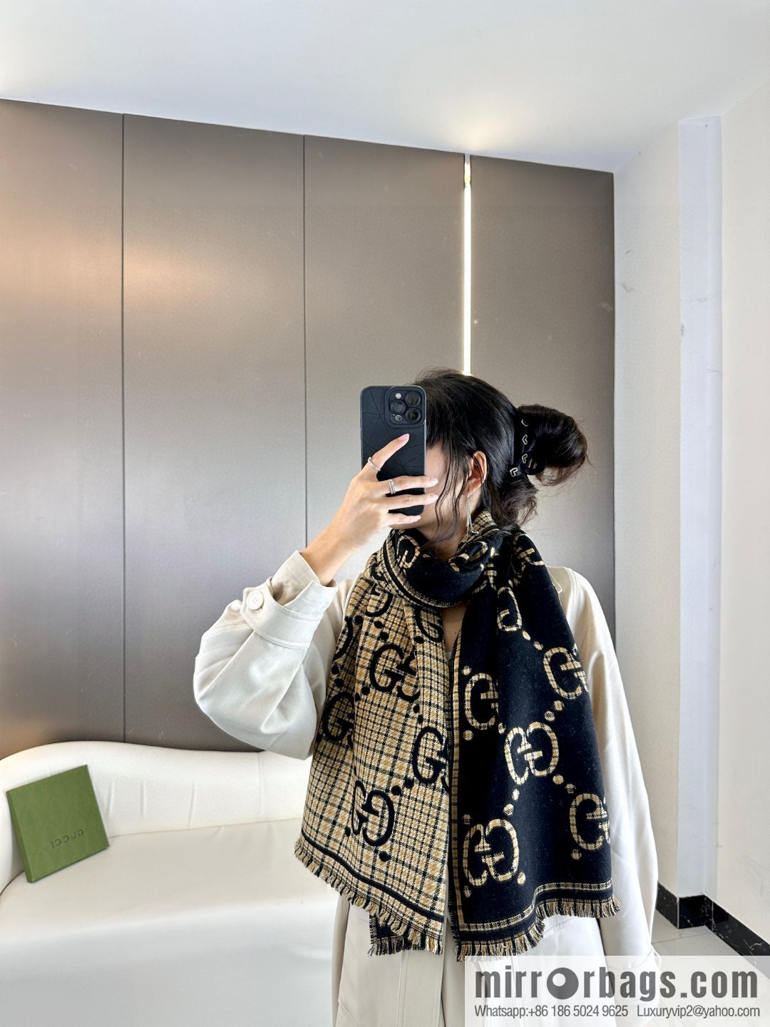 GUCCI GG pattern double-sided jacquard wool scarf