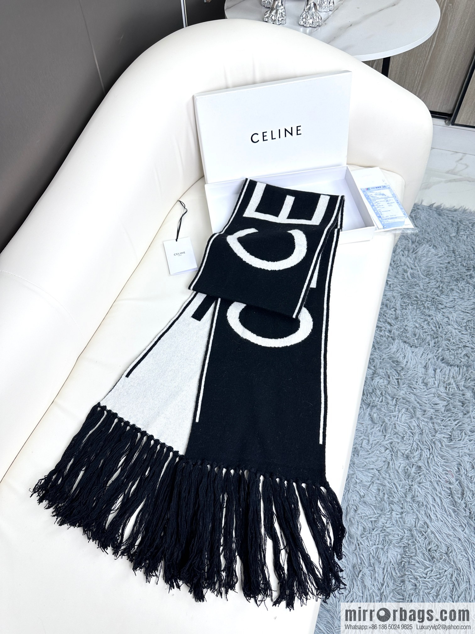 CHANEL imported wool cashmere yarn, black and white scarf