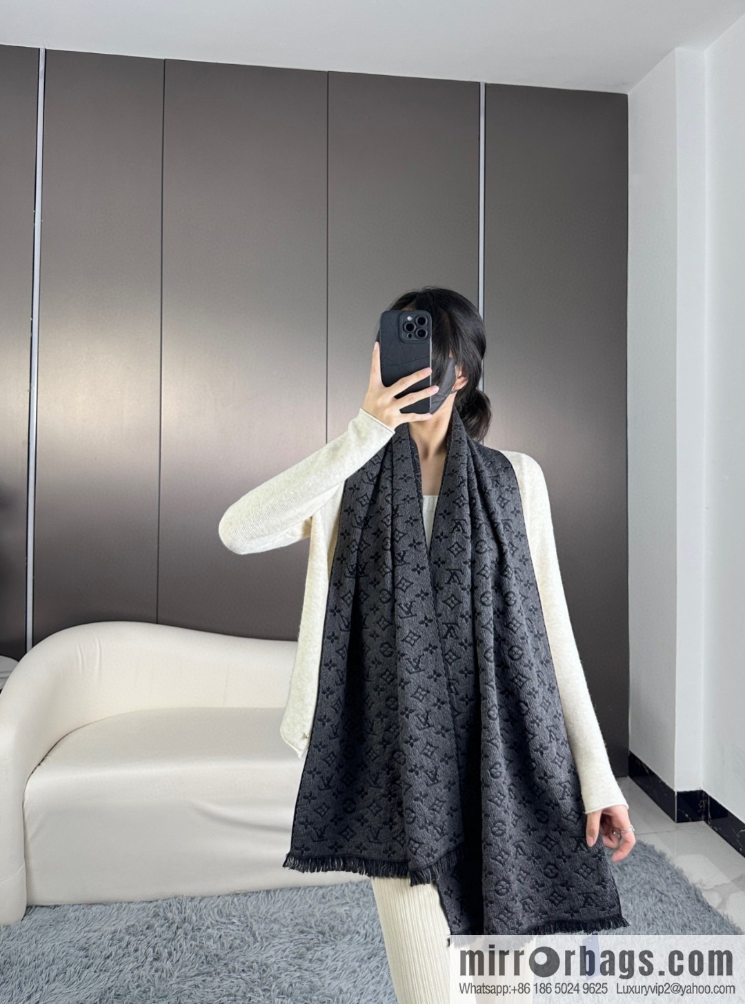 LV men's cashmere scarf