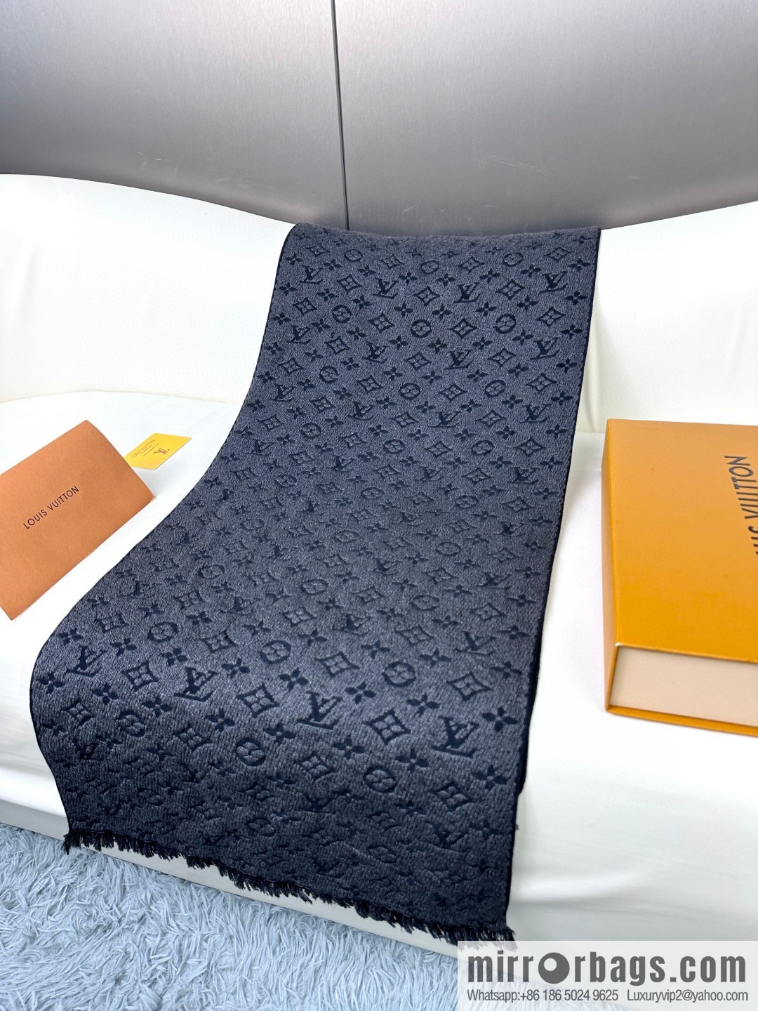 LV men's cashmere scarf