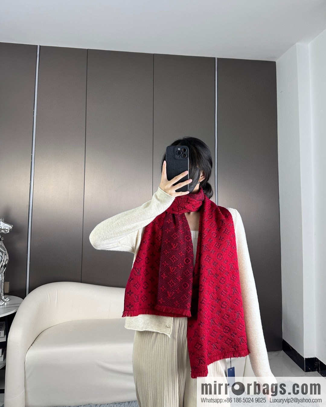LV men's cashmere scarf
