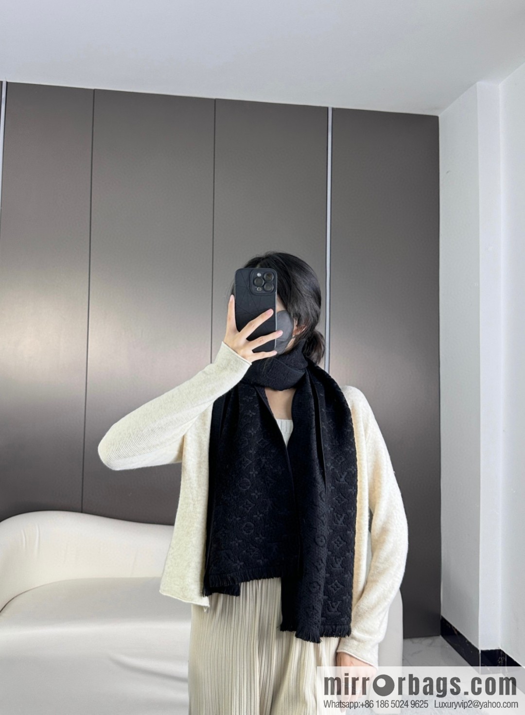 LV men's cashmere scarf