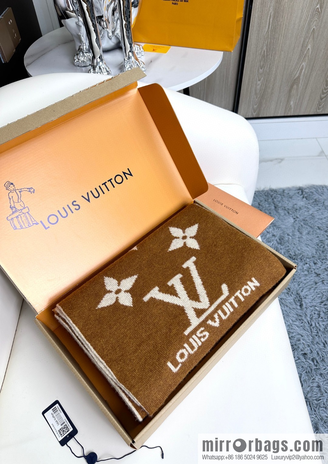 LV 2024 latest couple imported knitted cashmere scarf