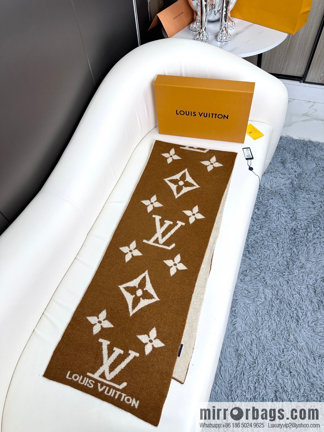 LV 2024 latest couple imported knitted cashmere scarf