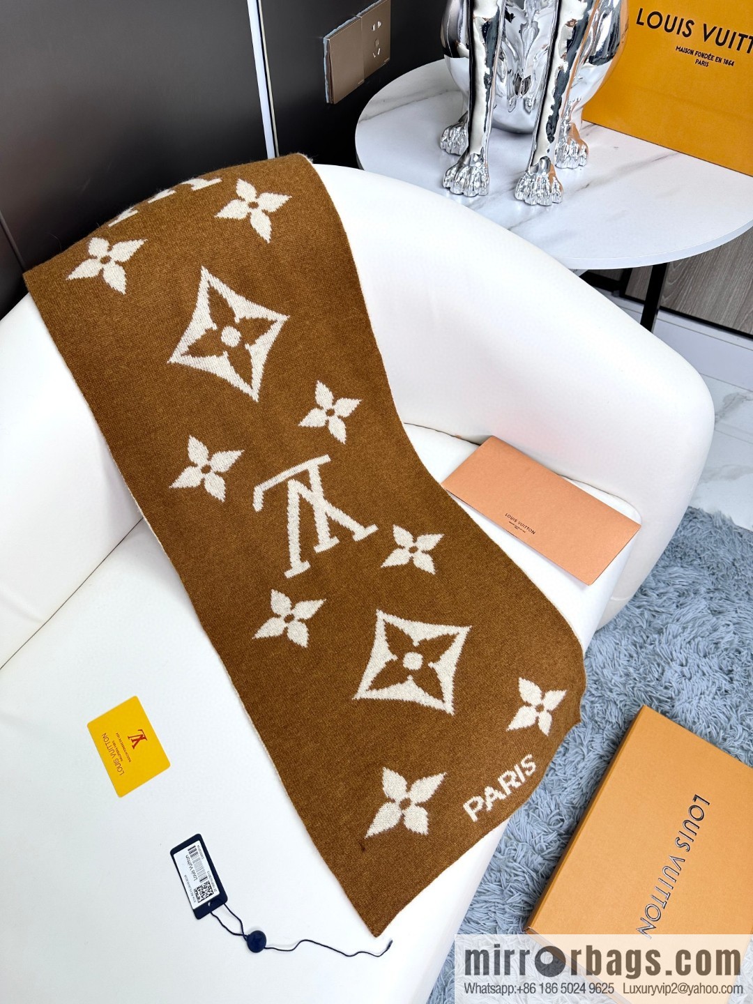 LV 2024 latest couple imported knitted cashmere scarf