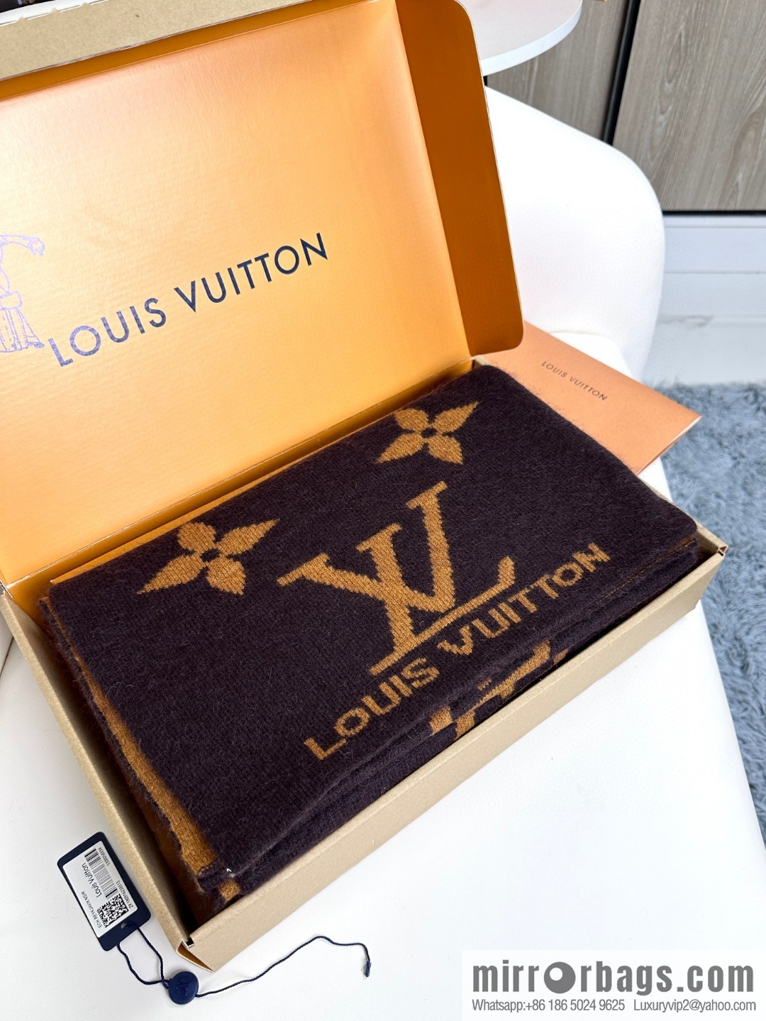 LV 2024 latest couple imported knitted cashmere scarf