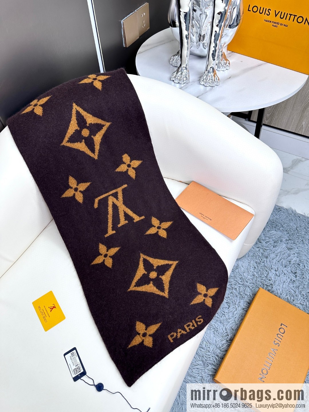 LV 2024 latest couple imported knitted cashmere scarf