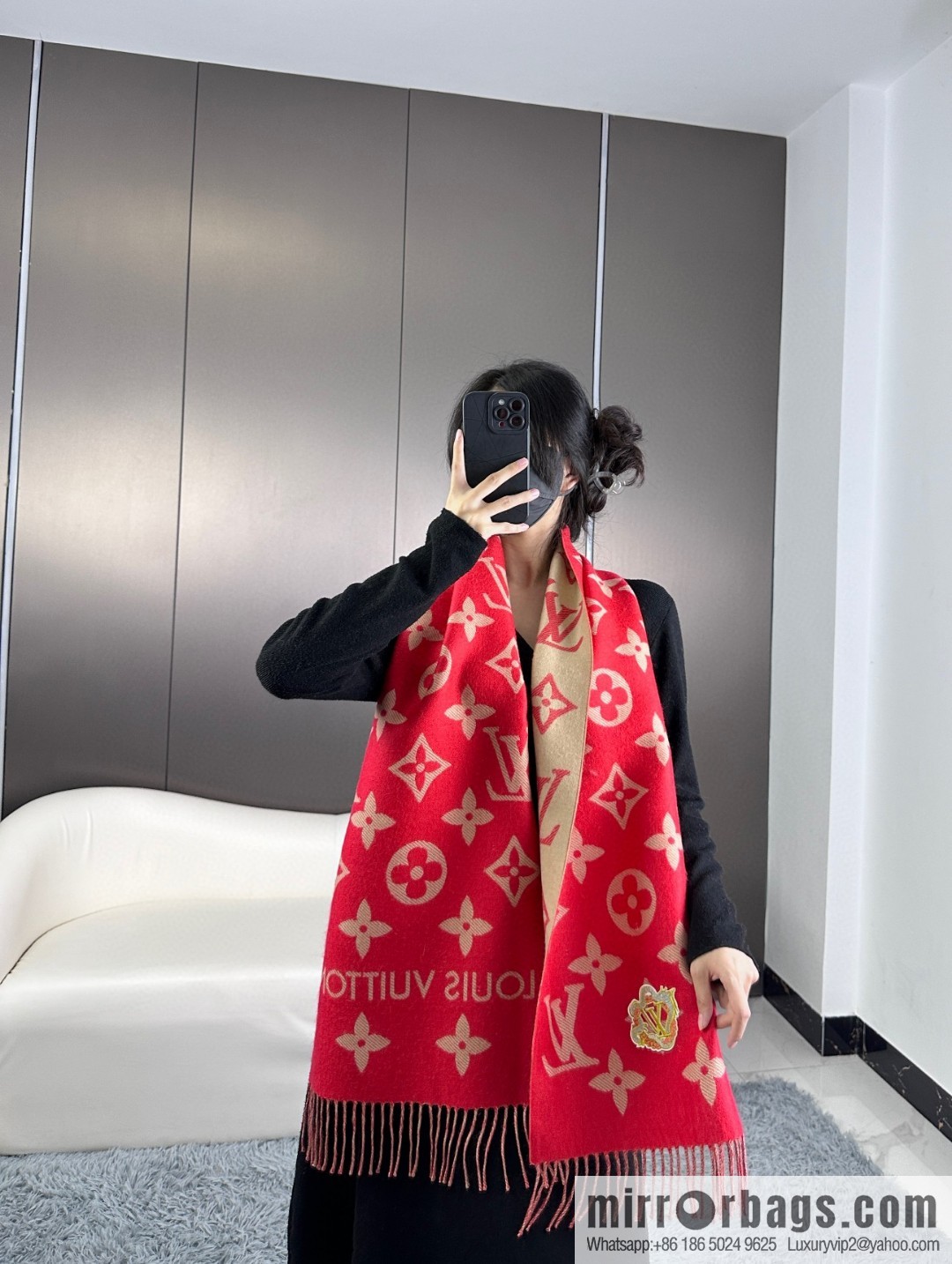 LV Year of the Dragon Limited Edition, Embroidered Labeled Sheep Wool Scarf M79522