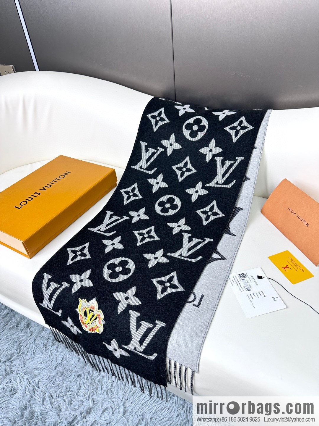 LV Year of the Dragon Limited Edition, Embroidered Labeled Sheep Wool Scarf M79522