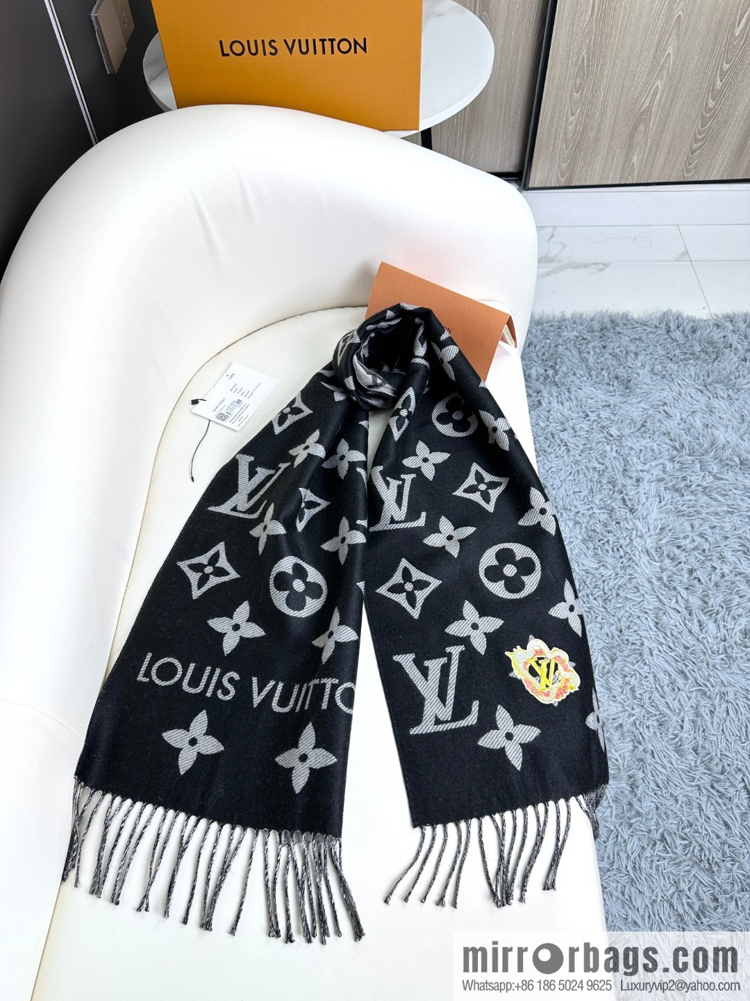 LV Year of the Dragon Limited Edition, Embroidered Labeled Sheep Wool Scarf M79522
