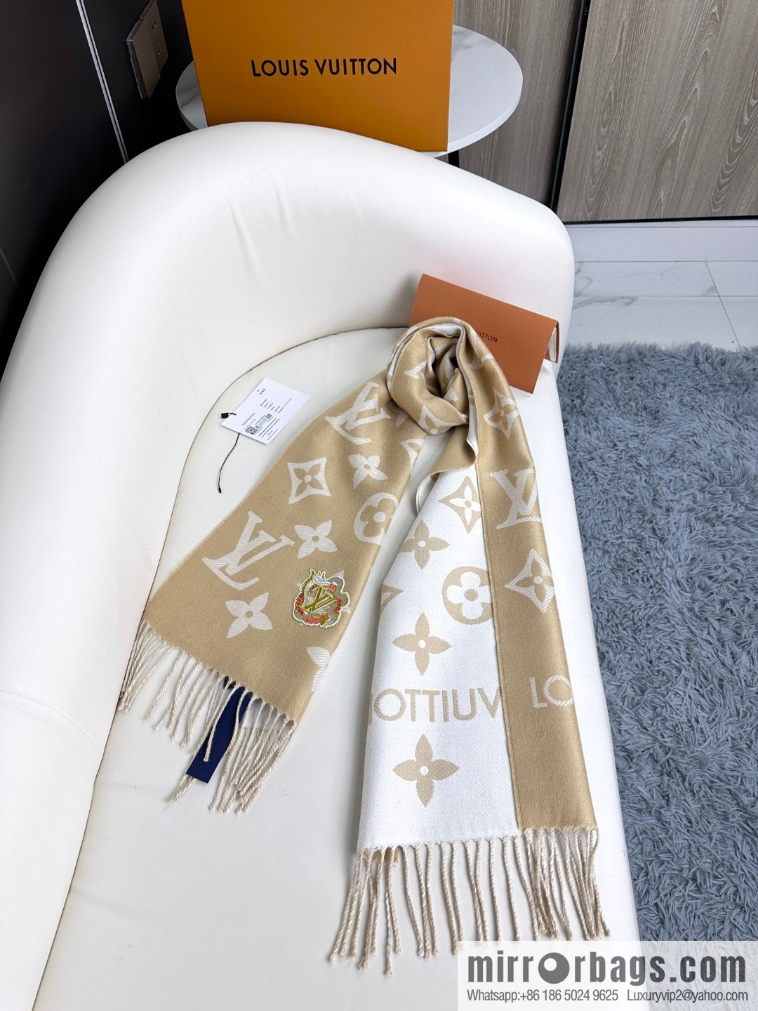 LV Year of the Dragon Limited Edition, Embroidered Labeled Sheep Wool Scarf M79522