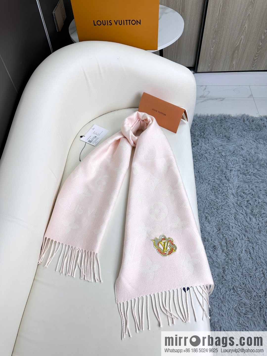 LV Year of the Dragon Limited Edition, Embroidered Labeled Sheep Wool Scarf M79522