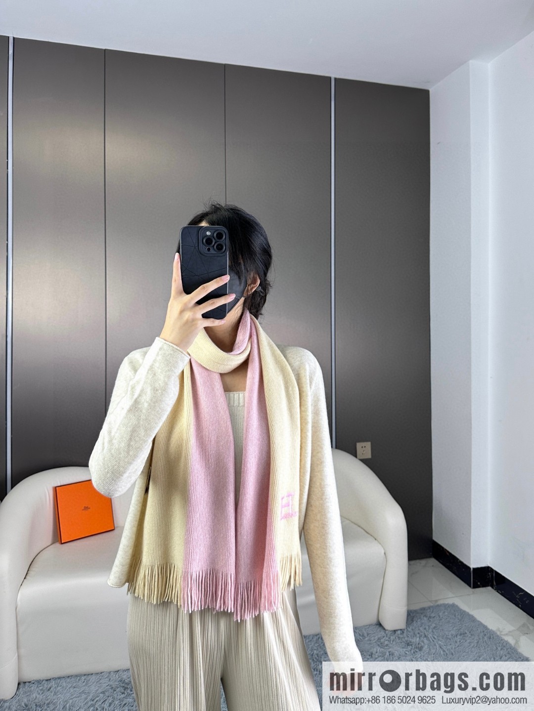 Hermes, high-end cashmere knitted scarf