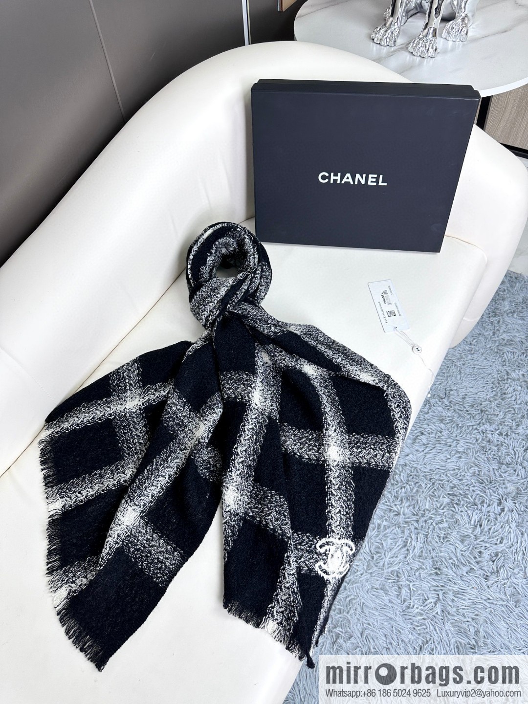 CHANEL autumn and winter new products · cashmere shrink shawl scarf