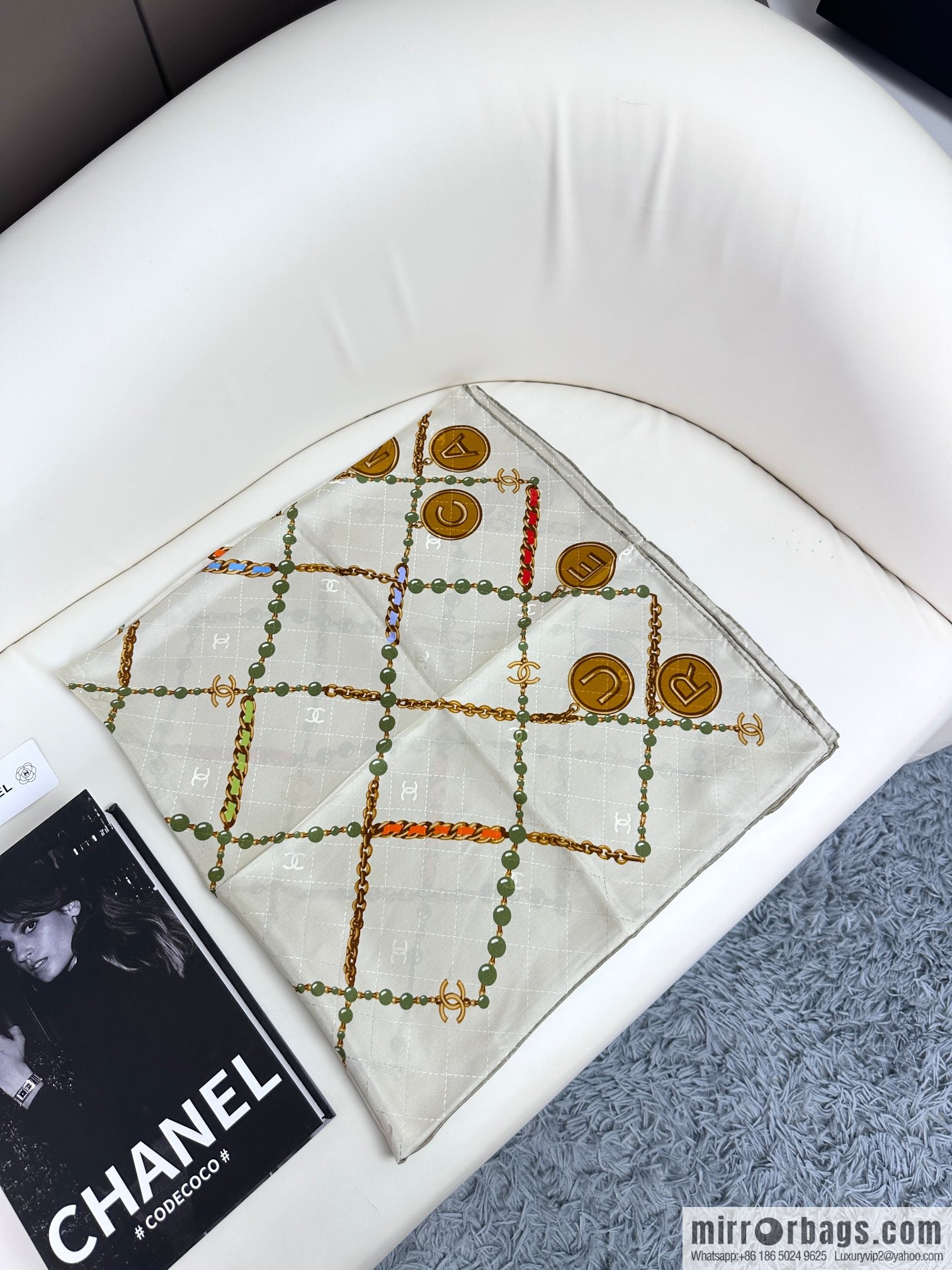 CHANEL Xiaoxiang pearl dark pattern jacquard 90 silk square towel