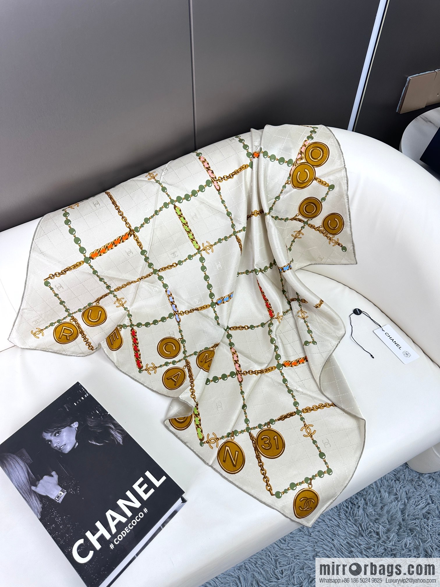 CHANEL Xiaoxiang pearl dark pattern jacquard 90 silk square towel