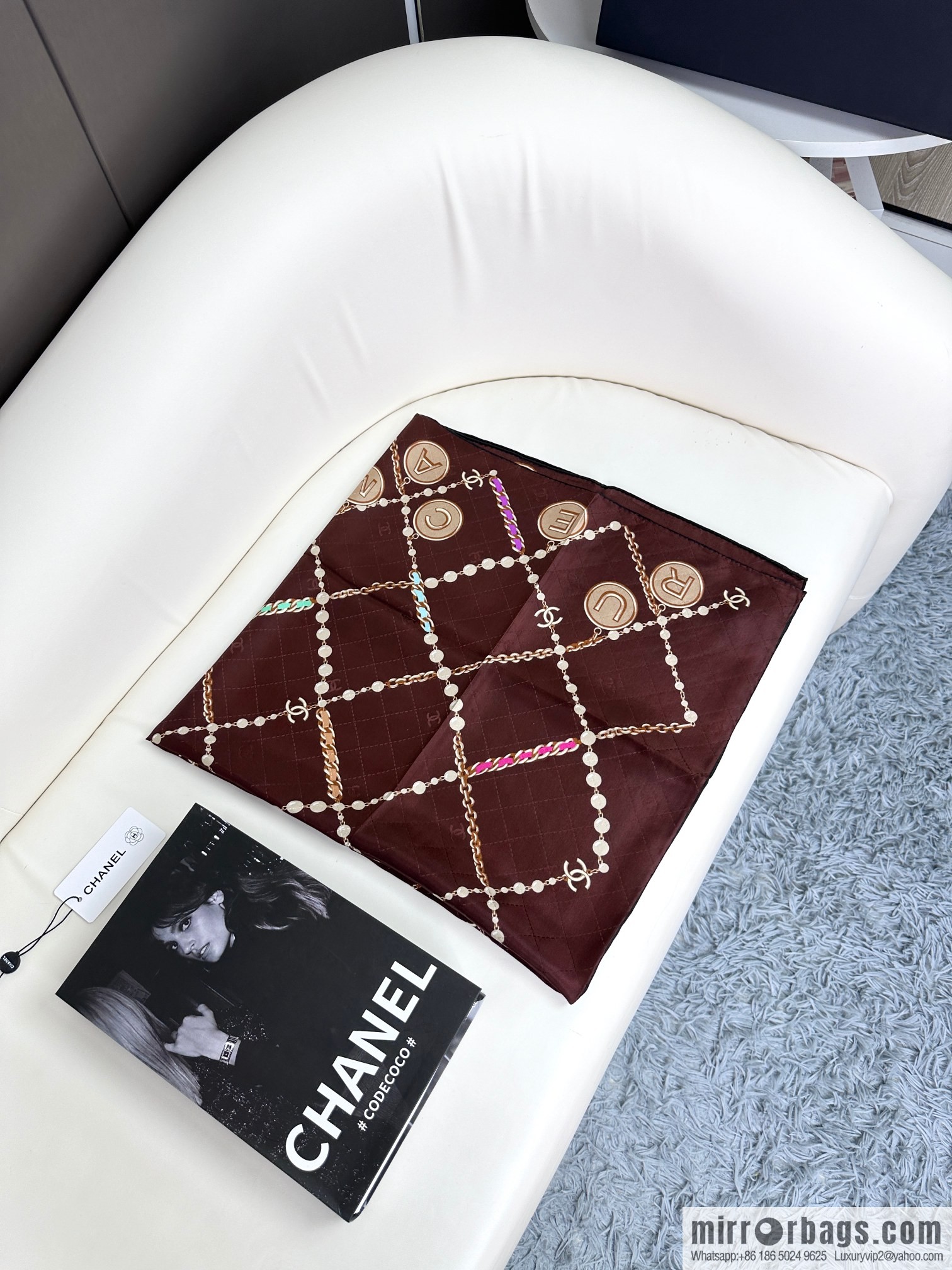 CHANEL Xiaoxiang pearl dark pattern jacquard 90 silk square towel