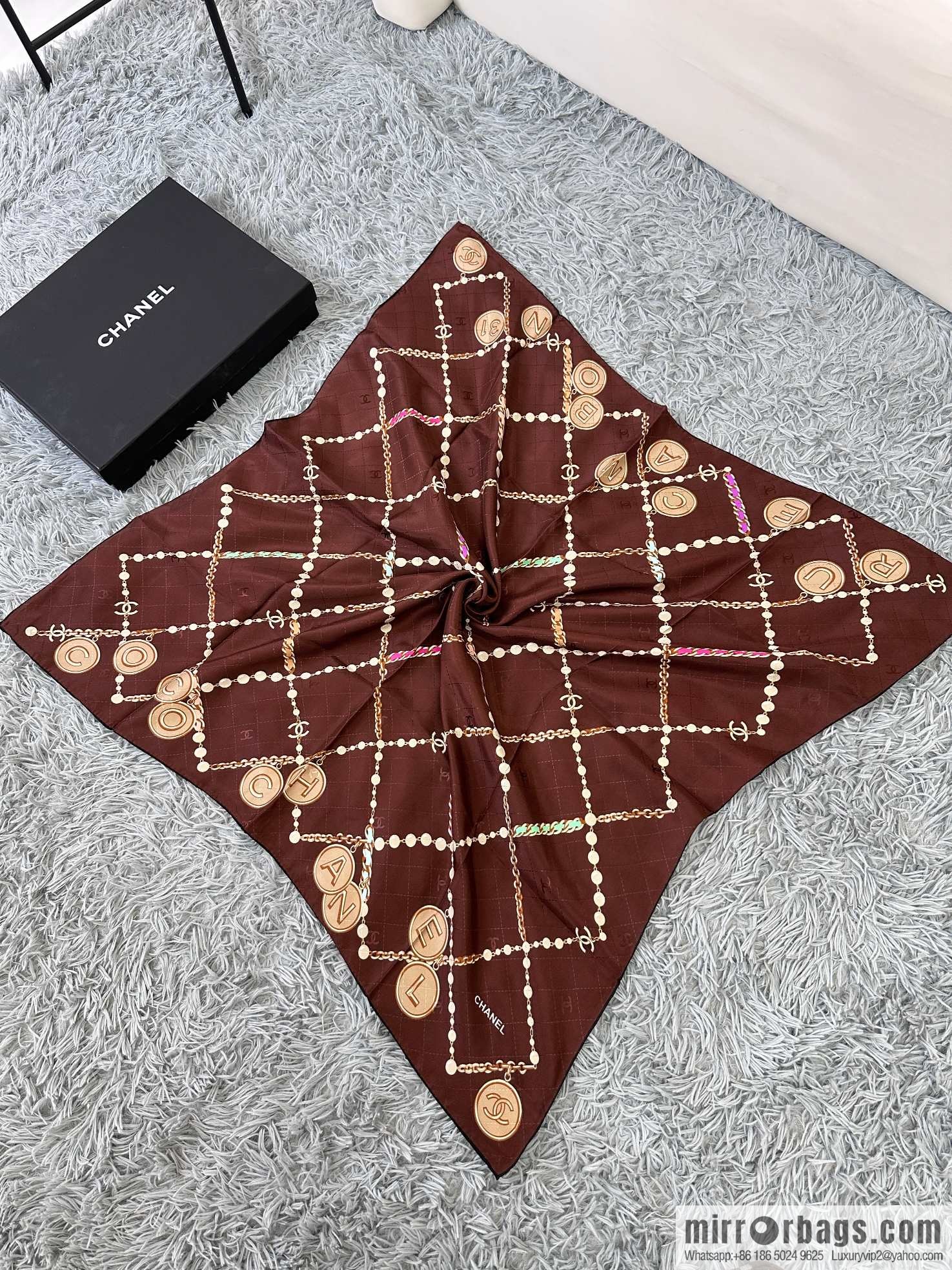 CHANEL Xiaoxiang pearl dark pattern jacquard 90 silk square towel